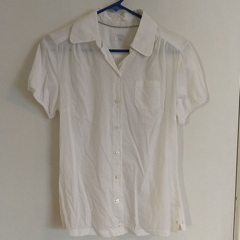White short sleeve blouse